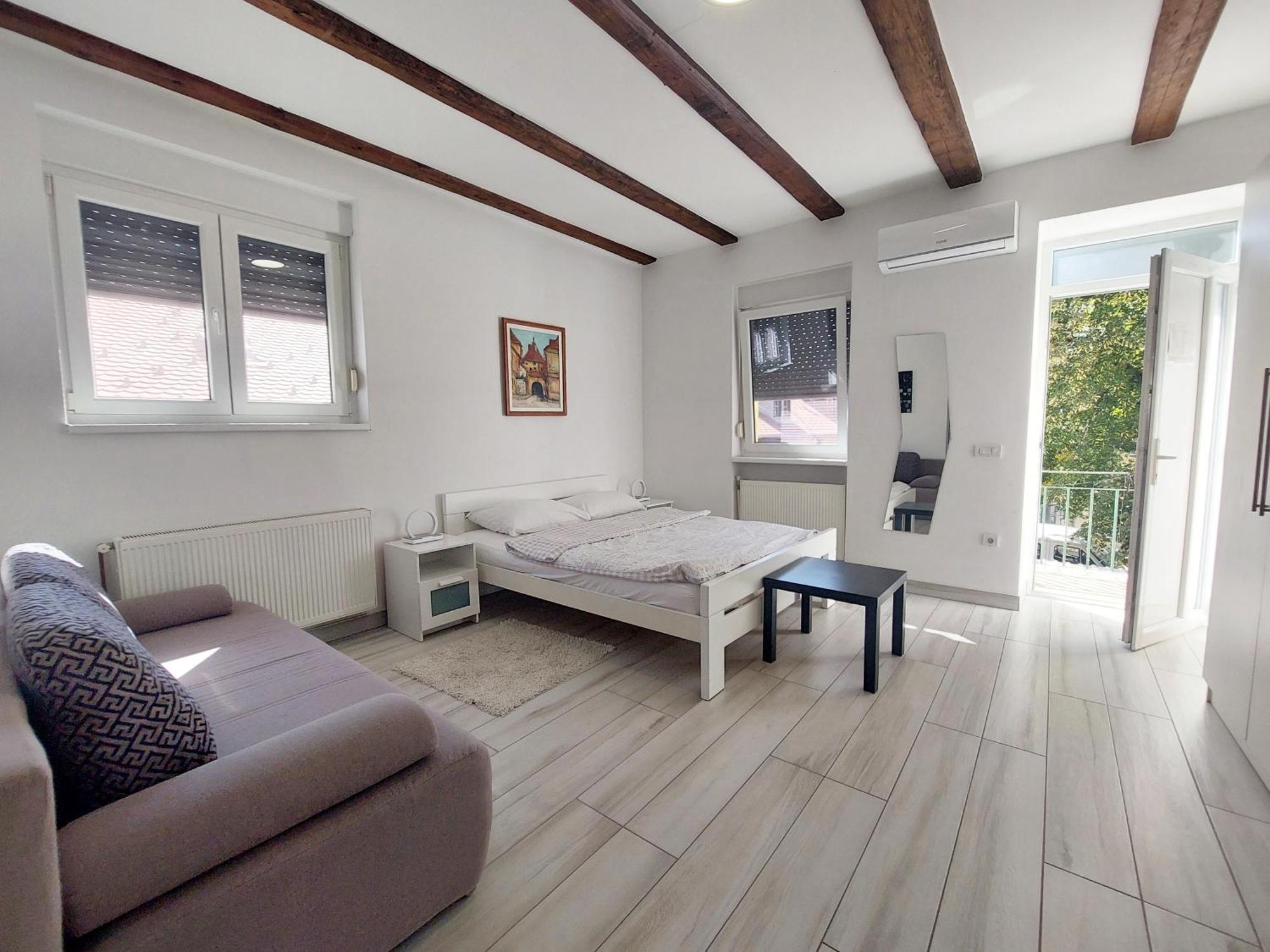 Home Away From Home - Apartment Ilica Zagabria Esterno foto