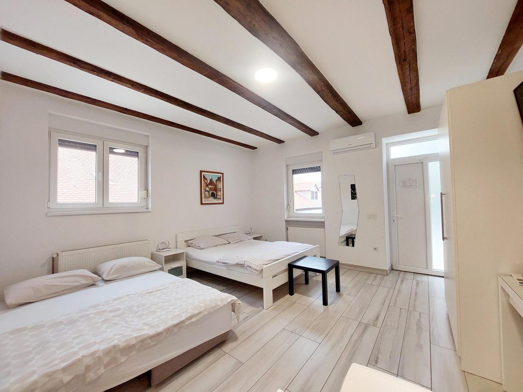 Home Away From Home - Apartment Ilica Zagabria Esterno foto